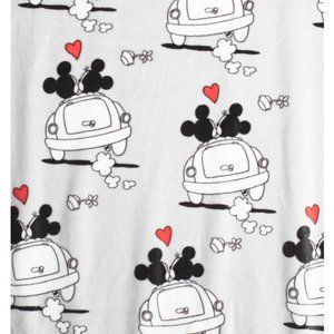 Disney Mickey Mouse & Minnie Mouse Love Car Plush Throw Blanket 50"x70”